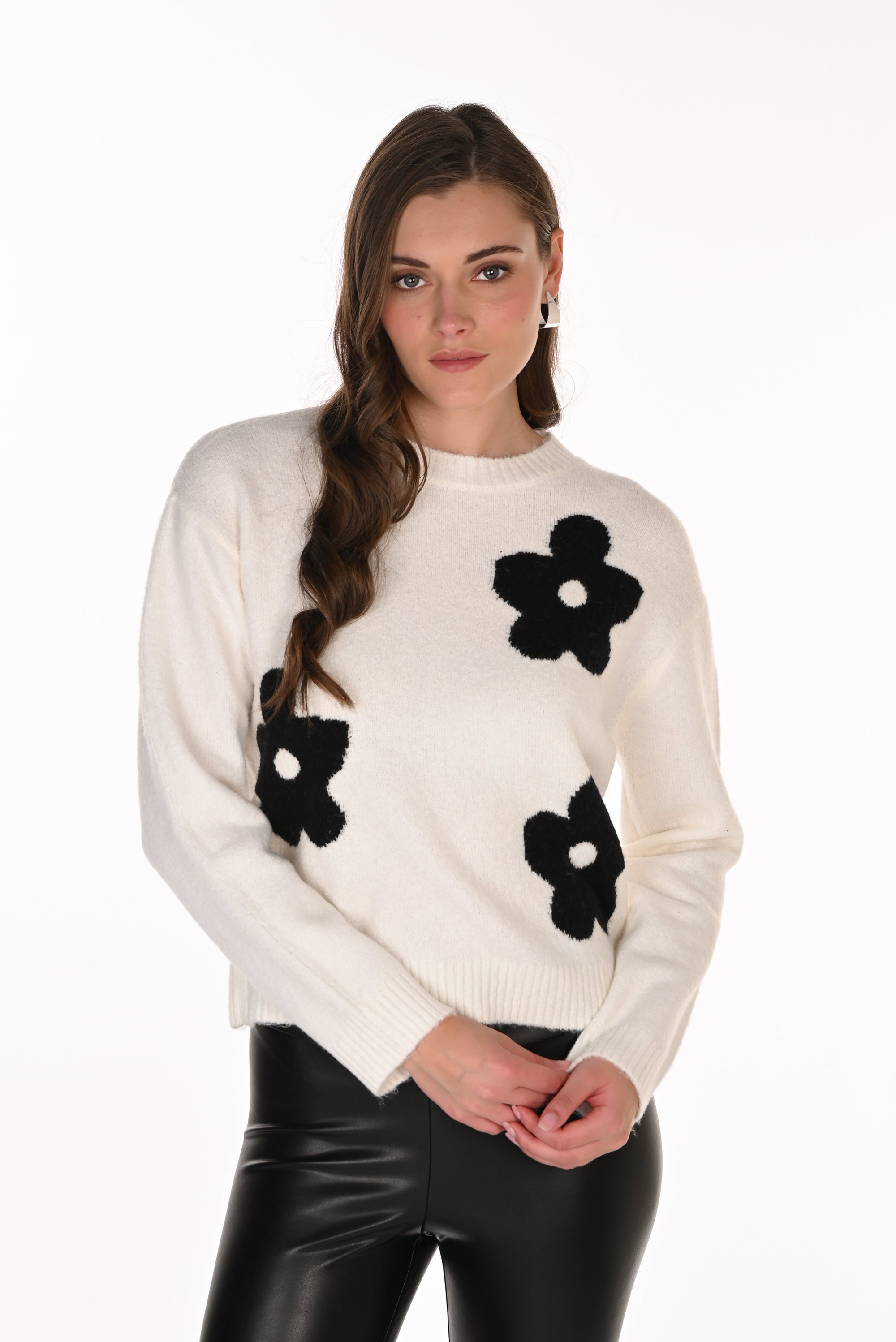 Knit Sweater - Cream/Black