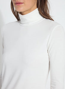 Essential Long Sleeve Turtleneck - Off White