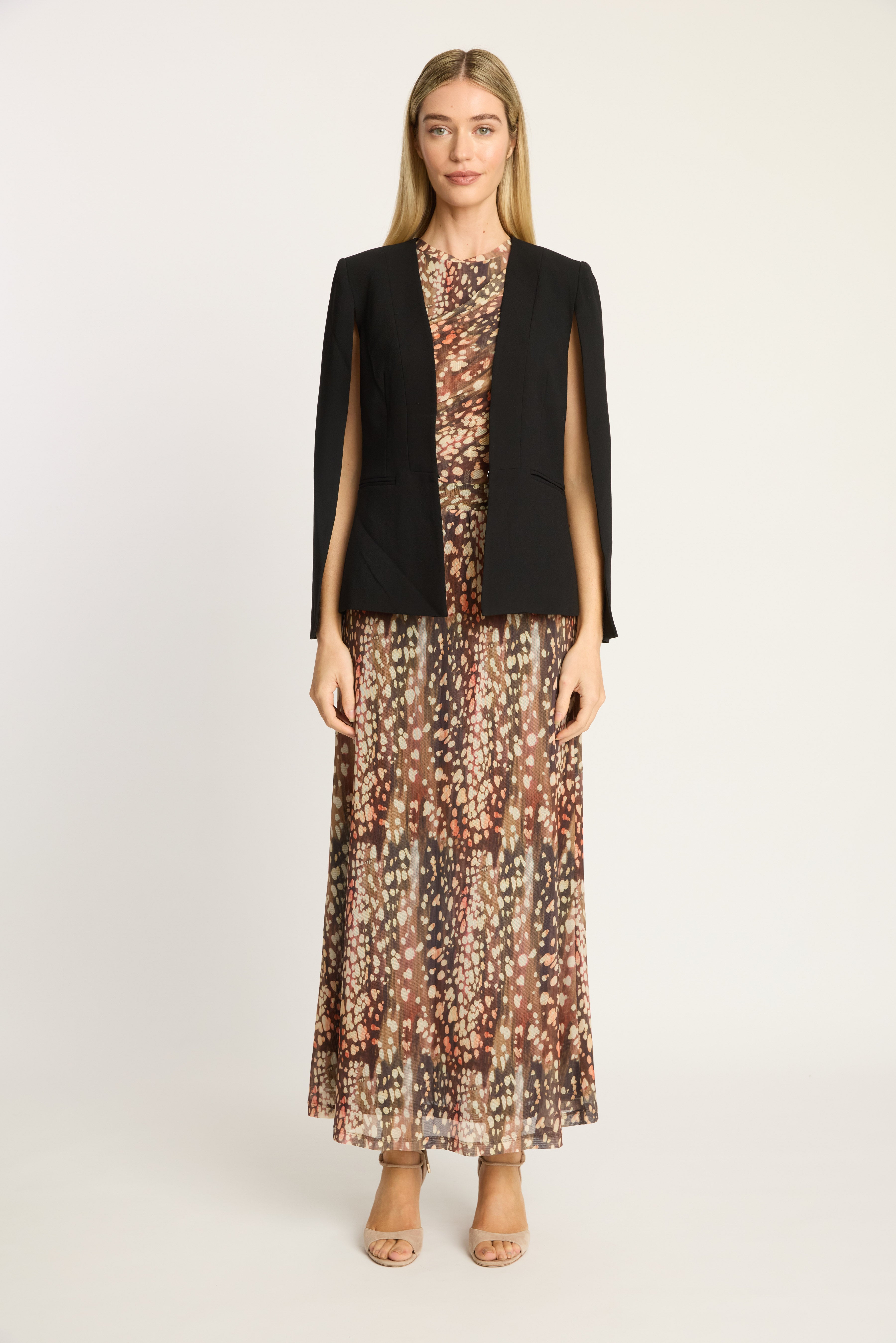 Mala Capelet - Black