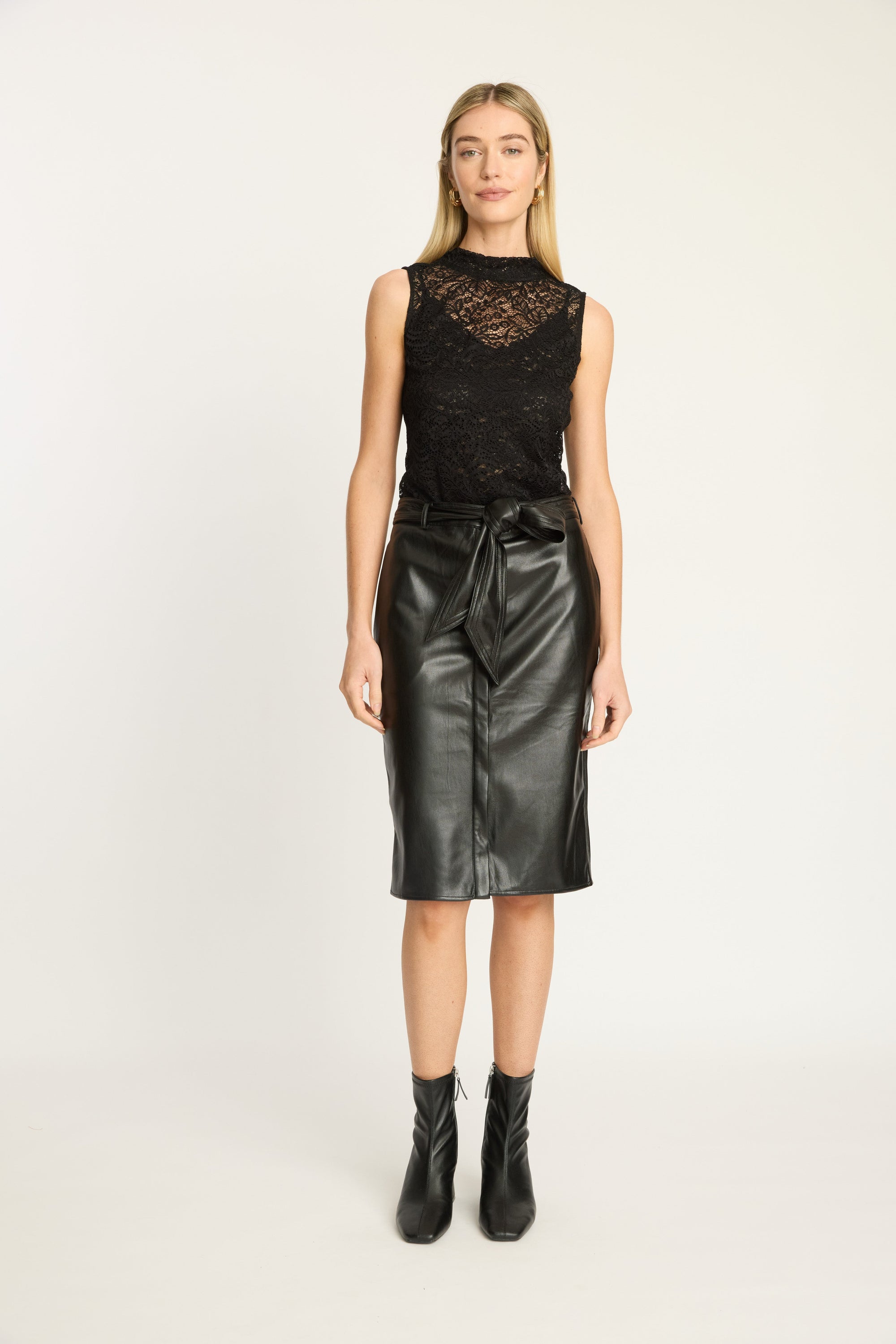 Sora Skirt - Black