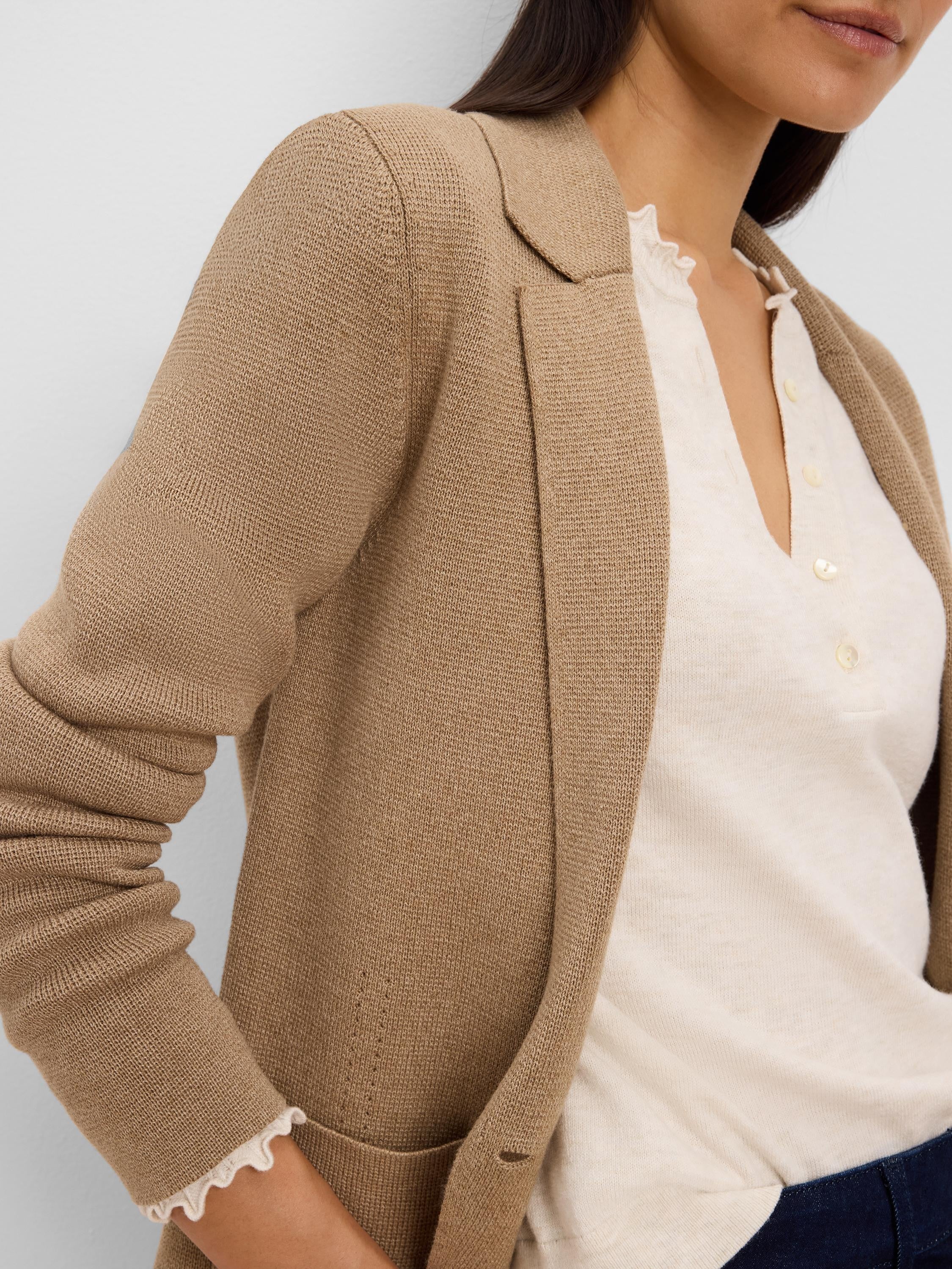 Elegant Knit Tailored Blazer - Oak