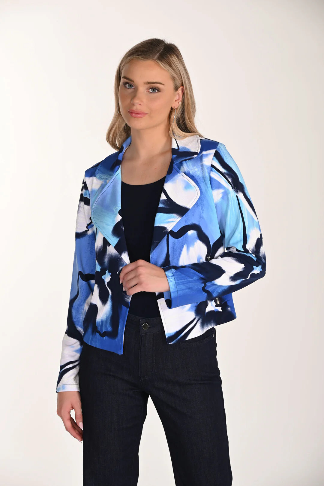 Frank Lyman Blazer with Floral Print & Notched Lapel