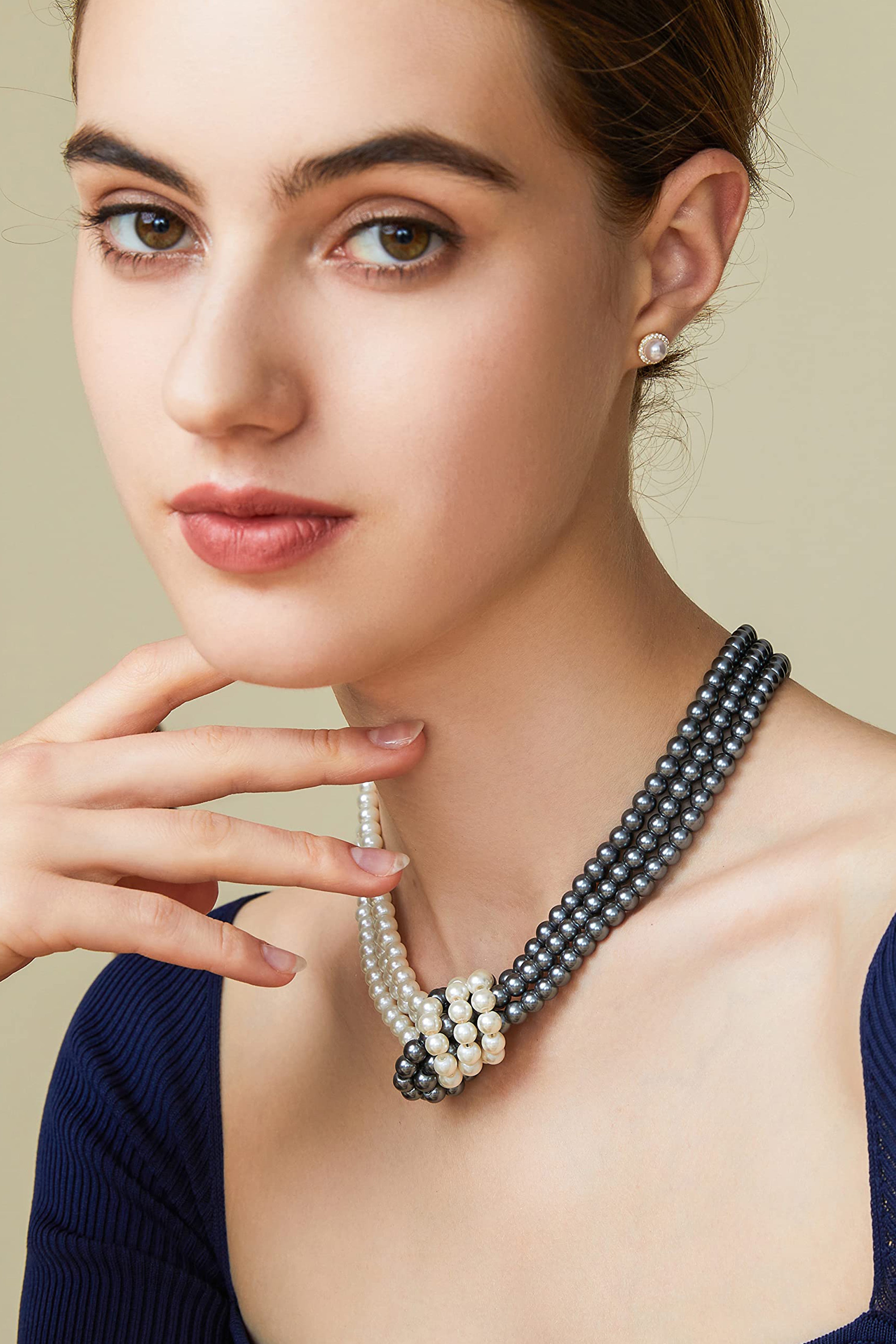 Gatsby Knotted Pearl Necklace - Cream/Ash Blue